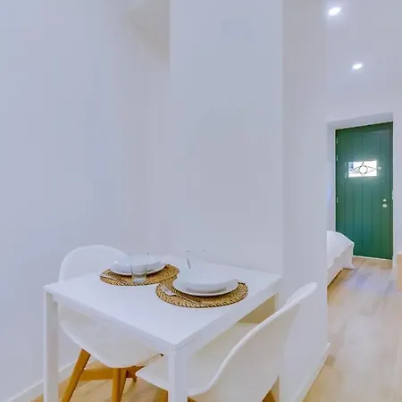 Graceful Studio Apartment G18 Lisbon Exterior photo